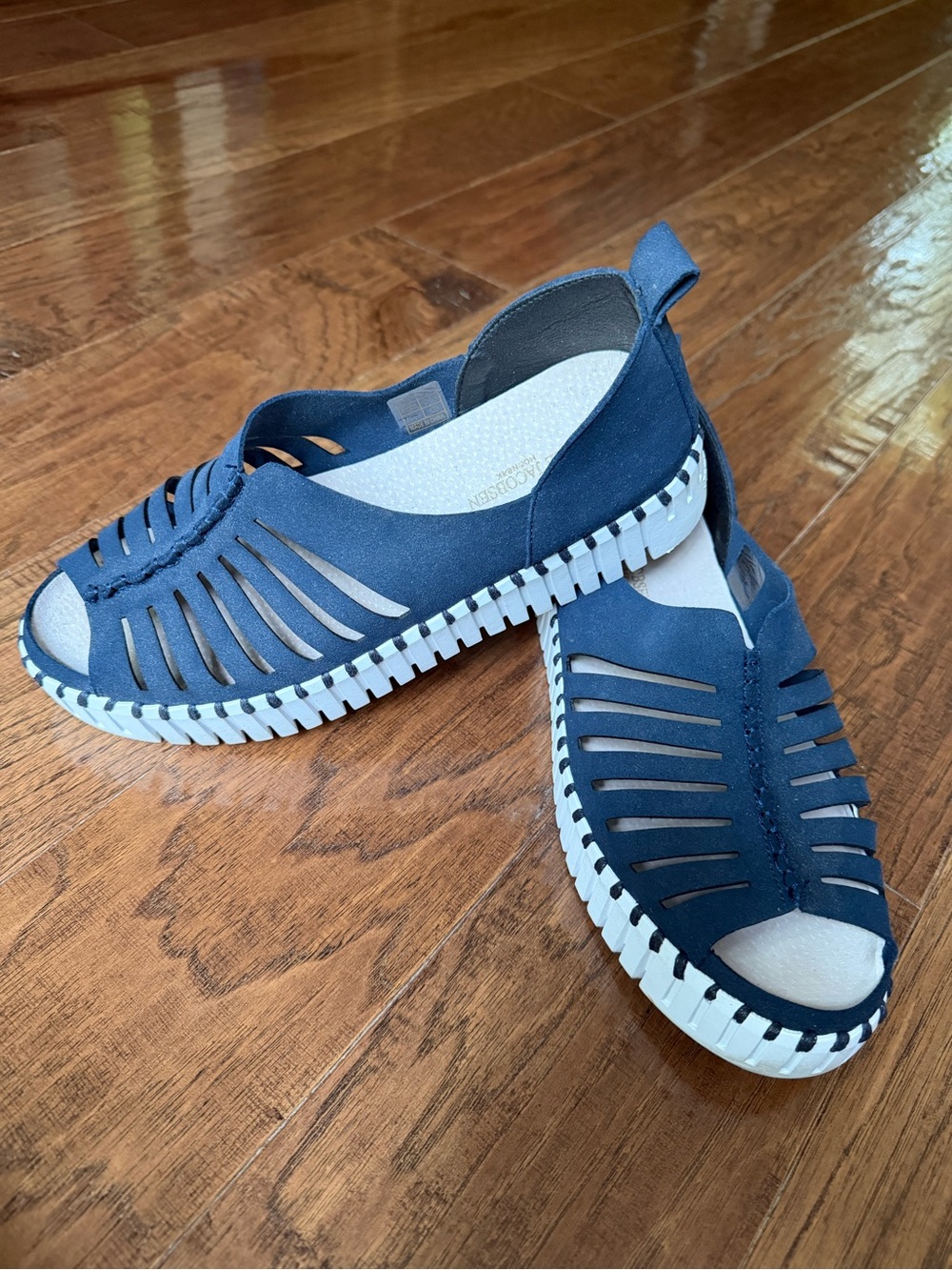 Ilse Jacobsen Navy Blue Cutout Slip-On Platform Shoes